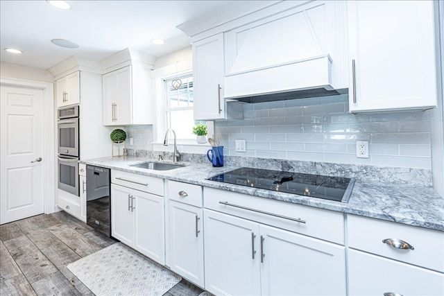 9 Algonquin Road, Danvers, MA 01923