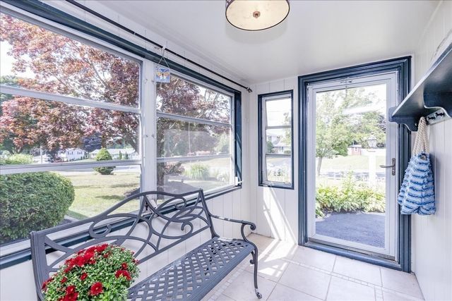 9 Algonquin Road, Danvers, MA 01923