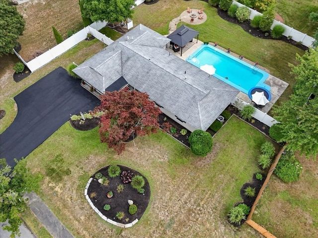 9 Algonquin Road, Danvers, MA 01923