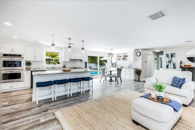 9 Algonquin Road, Danvers, MA 01923