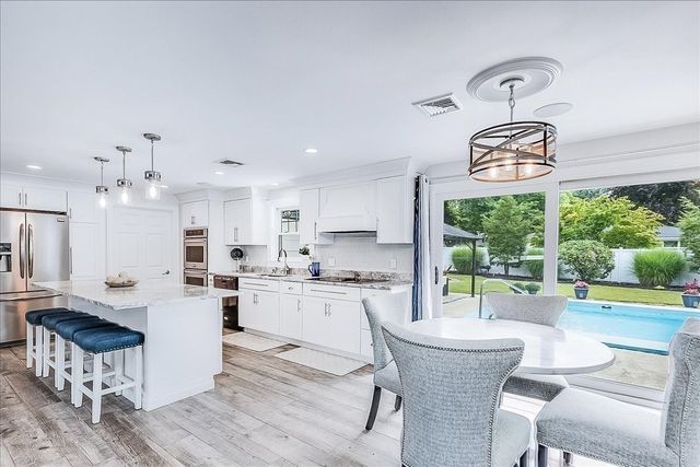 9 Algonquin Road, Danvers, MA 01923
