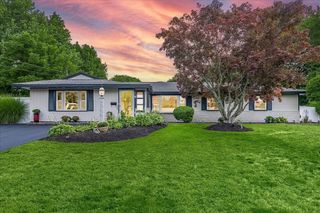 9 Algonquin Road, Danvers, MA 01923