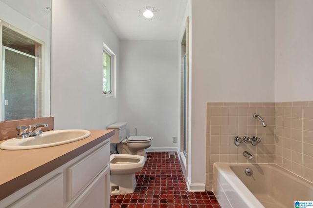 4500 OLD BROOK TRAIL, Vestavia Hills, AL 35243