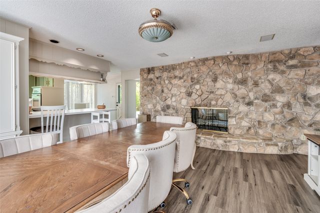 2120 Valleydale Drive, Arlington, TX 76013