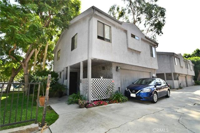 376 E Hillsdale Street, Inglewood, CA 90302