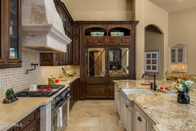 7170 N 69TH Place, Paradise Valley, AZ 85253