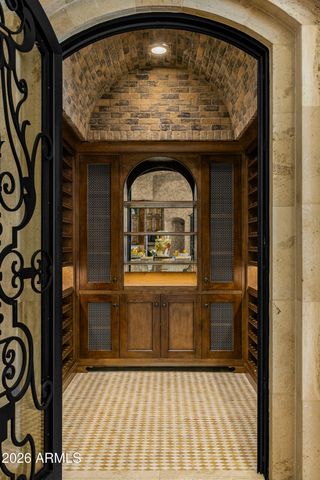 7170 N 69TH Place, Paradise Valley, AZ 85253