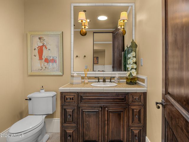 7170 N 69TH Place, Paradise Valley, AZ 85253