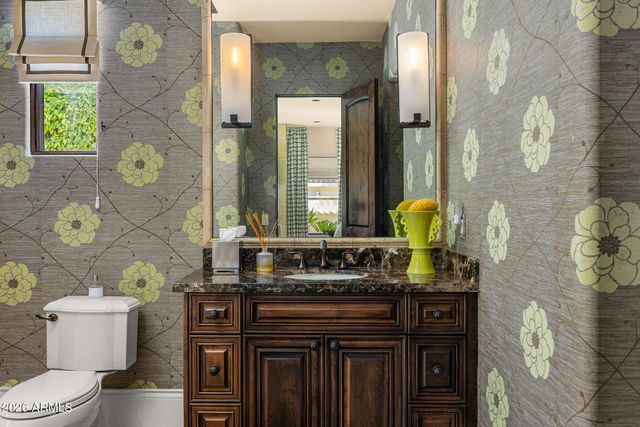 7170 N 69TH Place, Paradise Valley, AZ 85253