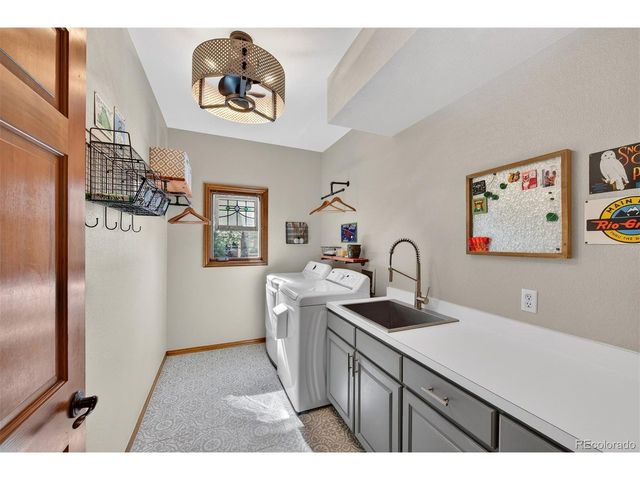 33 Lark Bunting Ln, Littleton, CO 80127