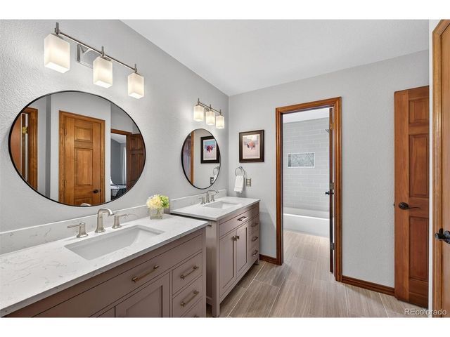 33 Lark Bunting Ln, Littleton, CO 80127