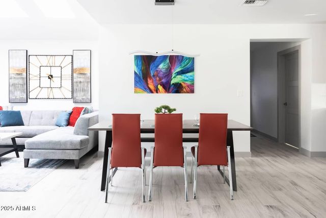 4626 N 75TH Street, Scottsdale, AZ 85251