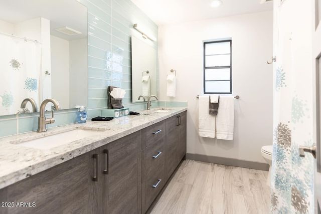 4626 N 75TH Street, Scottsdale, AZ 85251