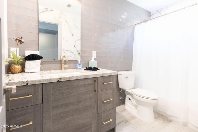 4626 N 75TH Street, Scottsdale, AZ 85251