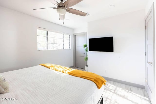 4626 N 75TH Street, Scottsdale, AZ 85251