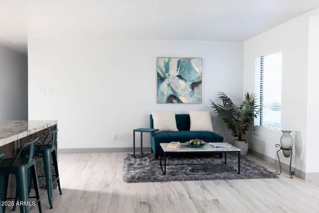 4626 N 75TH Street, Scottsdale, AZ 85251