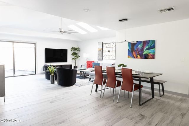 4626 N 75TH Street, Scottsdale, AZ 85251