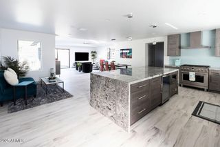 4626 N 75TH Street, Scottsdale, AZ 85251