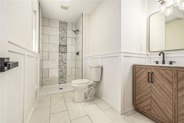 11715 E 60th Street, Kansas City, MO 64133