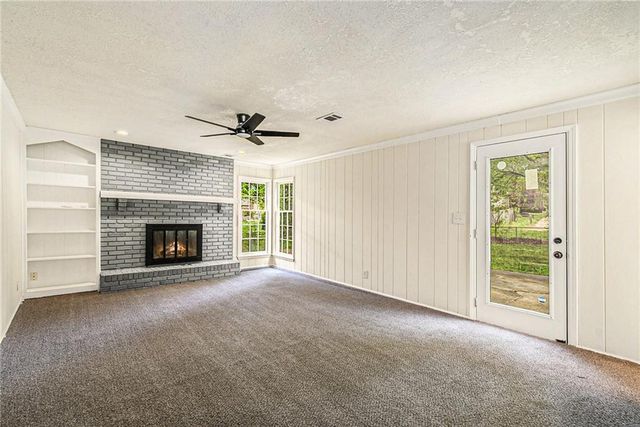 11715 E 60th Street, Kansas City, MO 64133