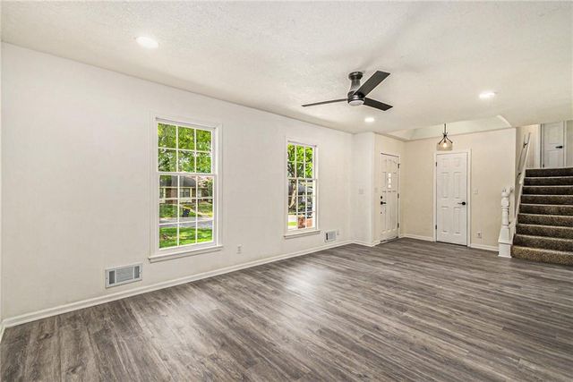 11715 E 60th Street, Kansas City, MO 64133