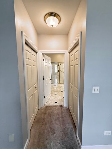 4 Greenbrier Court, Lake In The Hills, IL 60156