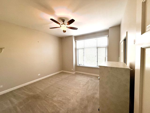 4 Greenbrier Court, Lake In The Hills, IL 60156