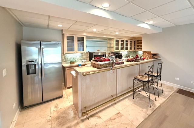 4 Greenbrier Court, Lake In The Hills, IL 60156