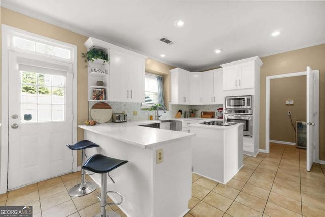 1201 Brook Knoll Place, Lawrenceville, GA 30043