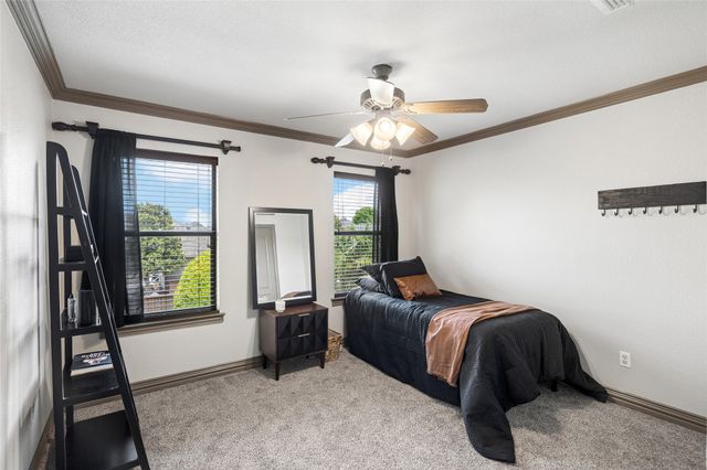 941 Thomas Crossing Drive, Fort Worth, TX 76028