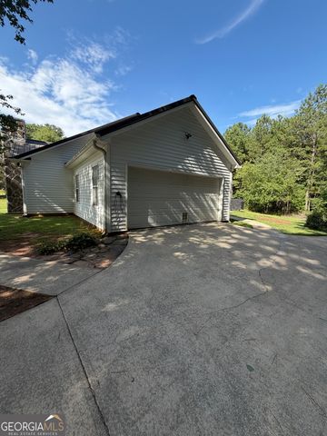 184 Lee Thompson Road, Moreland, GA 30259