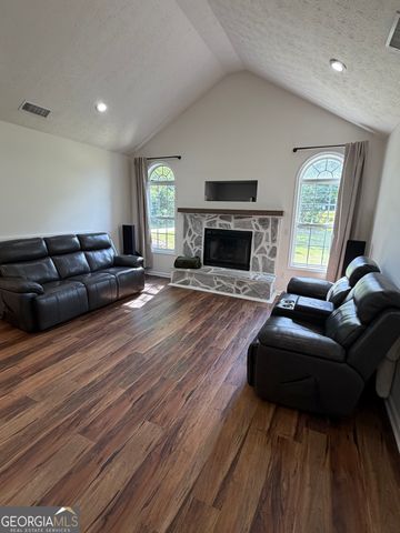 184 Lee Thompson Road, Moreland, GA 30259
