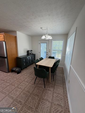 184 Lee Thompson Road, Moreland, GA 30259