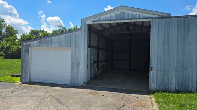 104 S Johnson Avenue, Bloomington, IN 47404