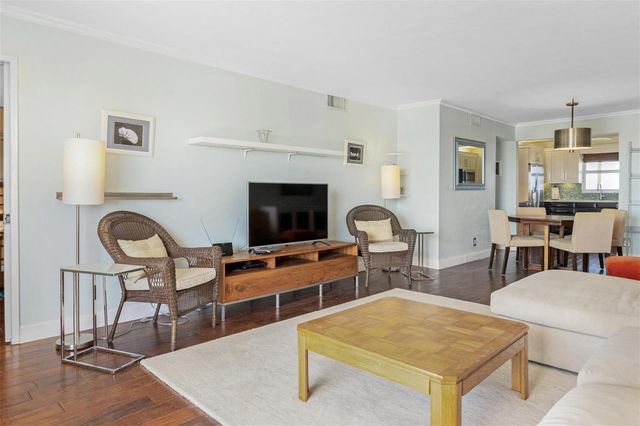 1160 Hillsboro Mile 903, Hillsboro Beach, FL 33062