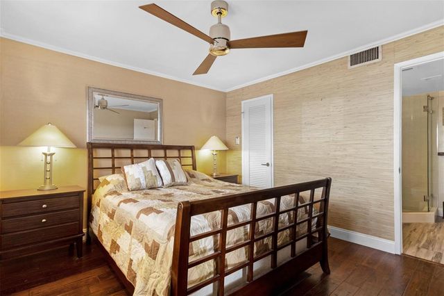 1160 Hillsboro Mile 903, Hillsboro Beach, FL 33062