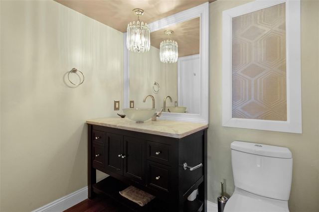 1160 Hillsboro Mile 903, Hillsboro Beach, FL 33062