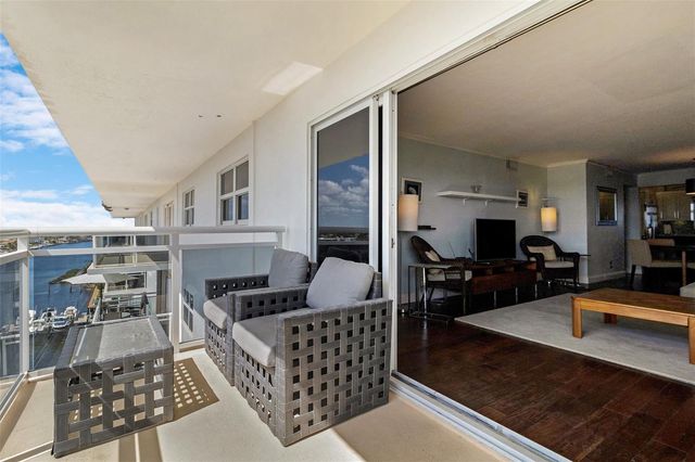 1160 Hillsboro Mile 903, Hillsboro Beach, FL 33062
