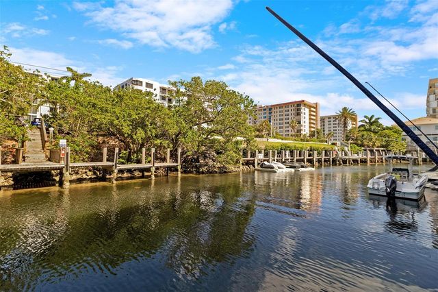 1160 Hillsboro Mile 903, Hillsboro Beach, FL 33062