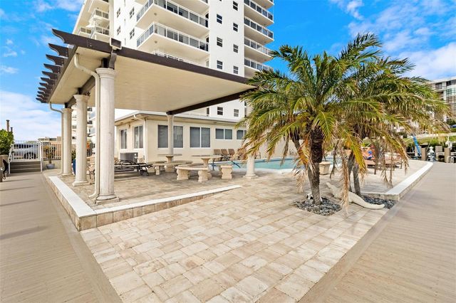 1160 Hillsboro Mile 903, Hillsboro Beach, FL 33062