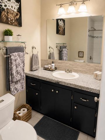 304 Earl Dr, Kerrville, TX 78028