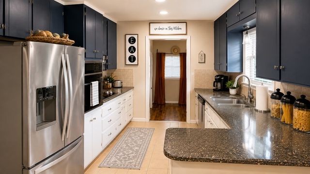 304 Earl Dr, Kerrville, TX 78028