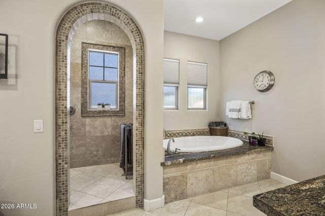 9488 E CANYON VIEW Road, Scottsdale, AZ 85255