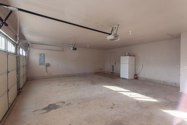 14901 NW Sharon Springs Drive, Jones, OK 73049