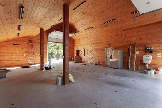 14901 NW Sharon Springs Drive, Jones, OK 73049
