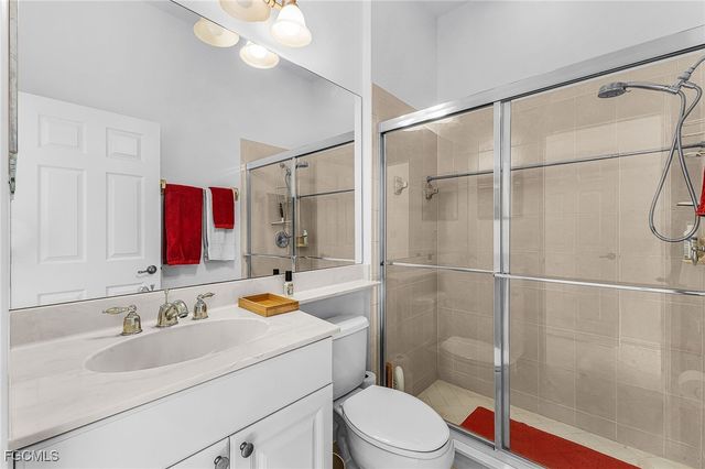 3900 Lakeview Isle CT, Fort Myers, FL 33905