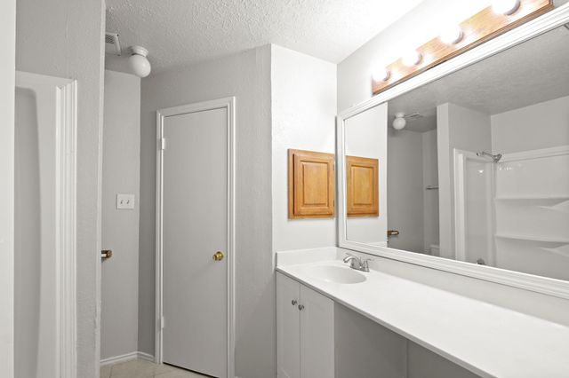 6607 Navidad Road, Houston, TX 77083