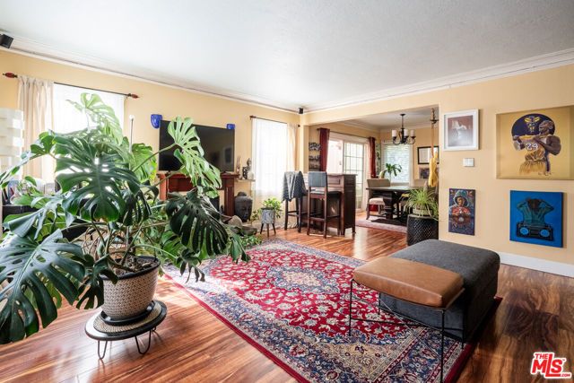 2045 Claudina Avenue, Los Angeles, CA 90016