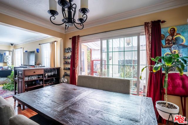 2045 Claudina Avenue, Los Angeles, CA 90016