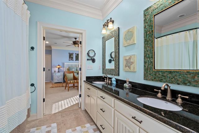 946 Raymond, Port Bolivar, TX 77650